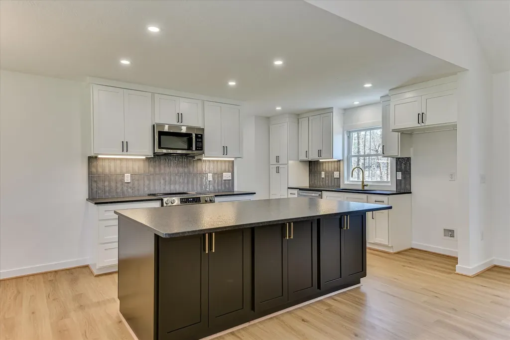 4626 Silver Lake Drive Evans GA 30809