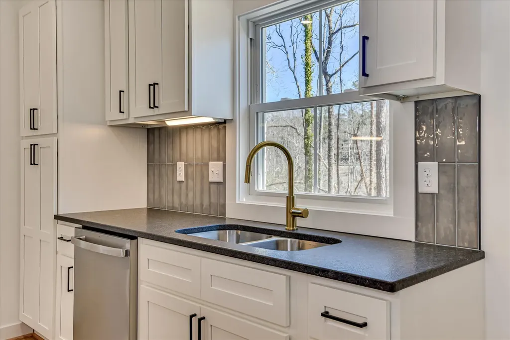 4626 Silver Lake Drive Evans GA 30809
