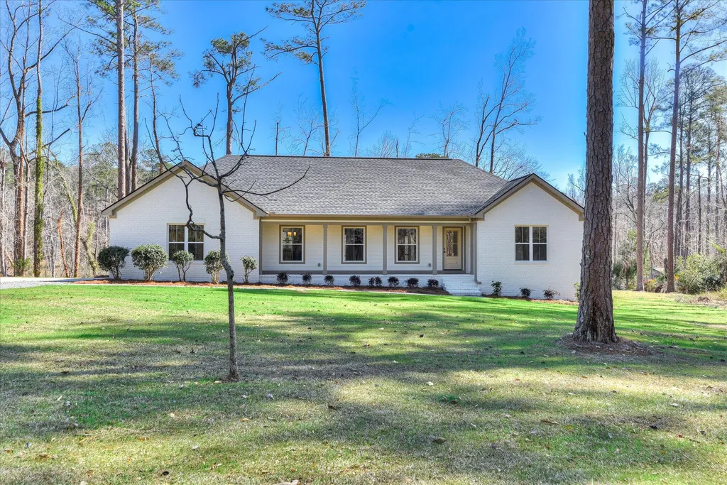 4626 Silver Lake Drive Evans GA 30809
