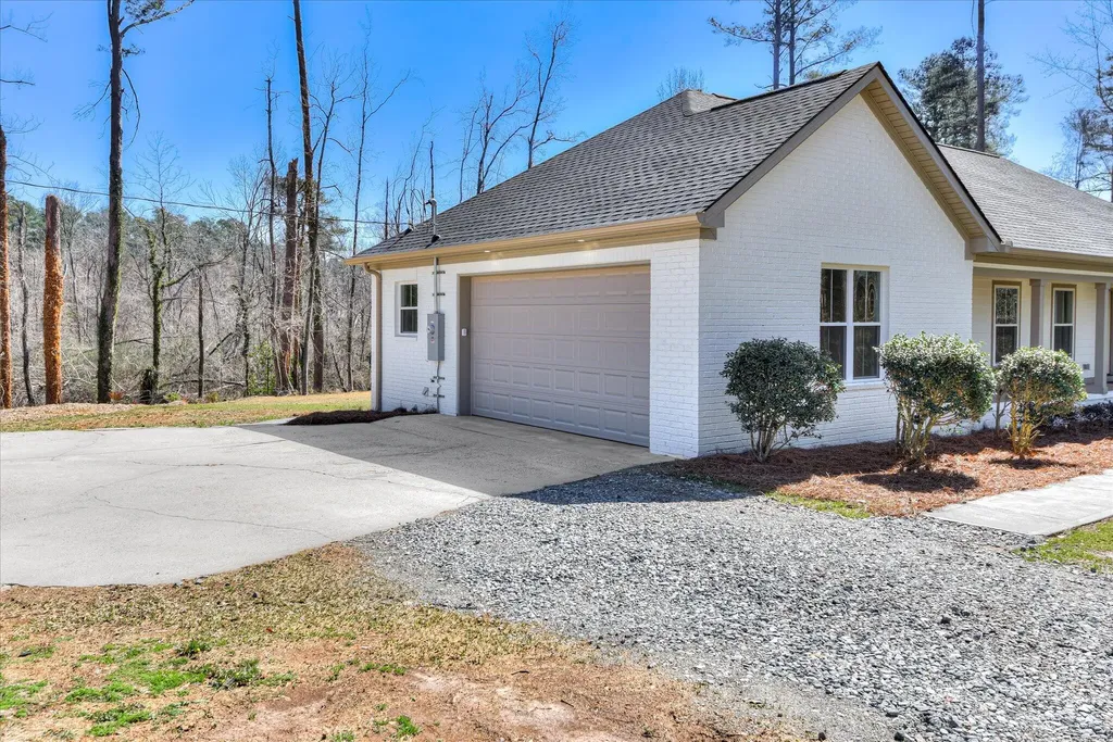 4626 Silver Lake Drive Evans GA 30809