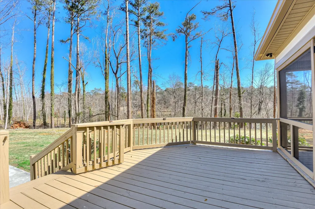 4626 Silver Lake Drive Evans GA 30809