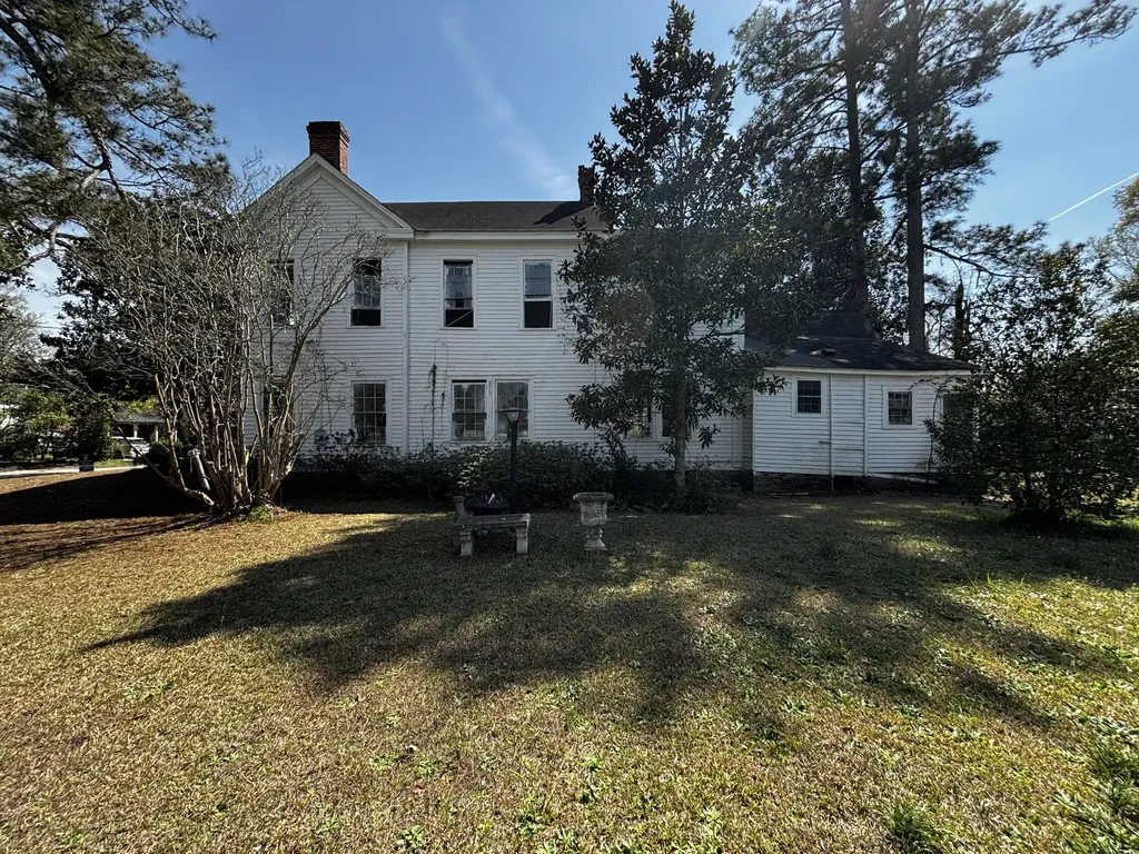 301 Cleveland Street Thomson GA 30824