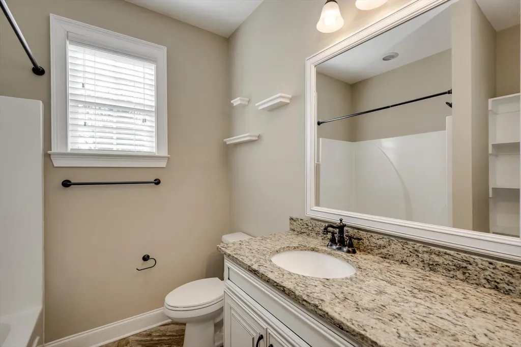 810 Glencoe Way Evans GA 30809