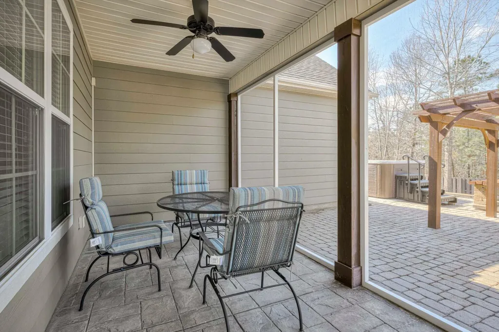 810 Glencoe Way Evans GA 30809