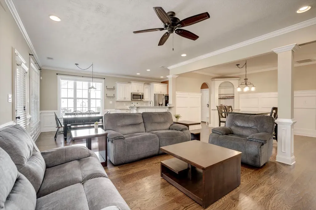 810 Glencoe Way Evans GA 30809