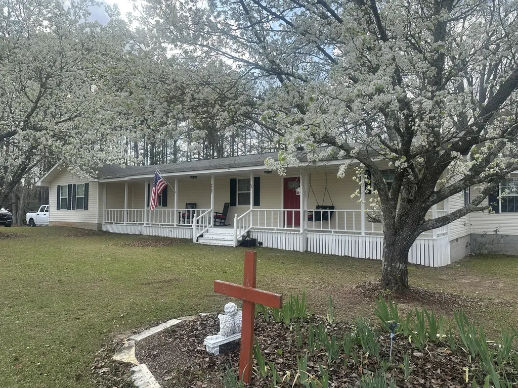 4327 Iron Hill Road Dearing GA 30808