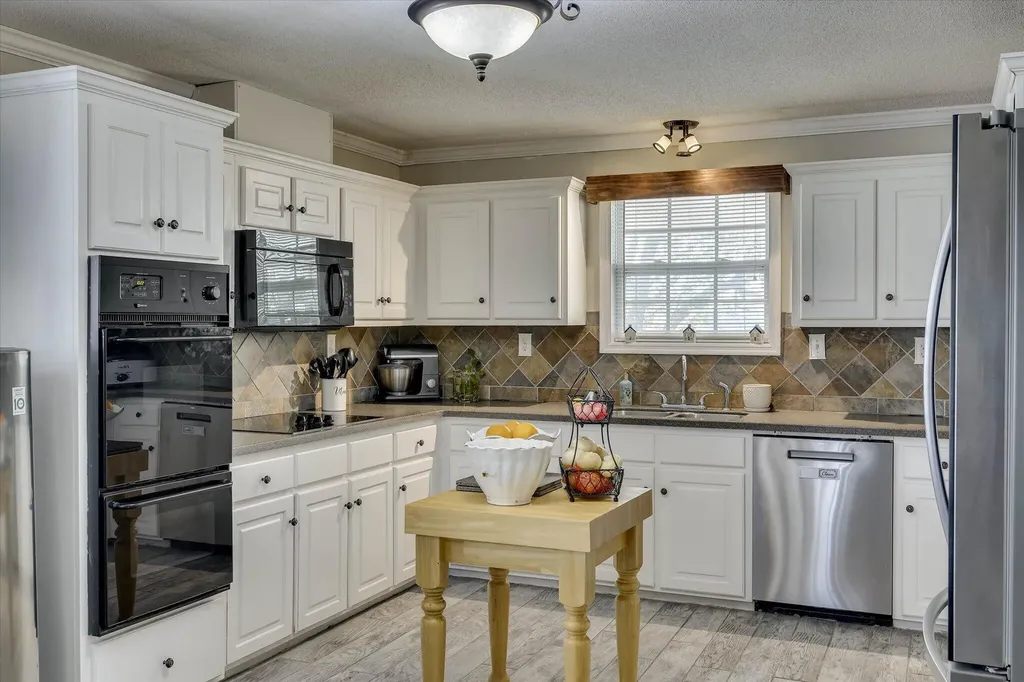 4327 Iron Hill Road Dearing GA 30808