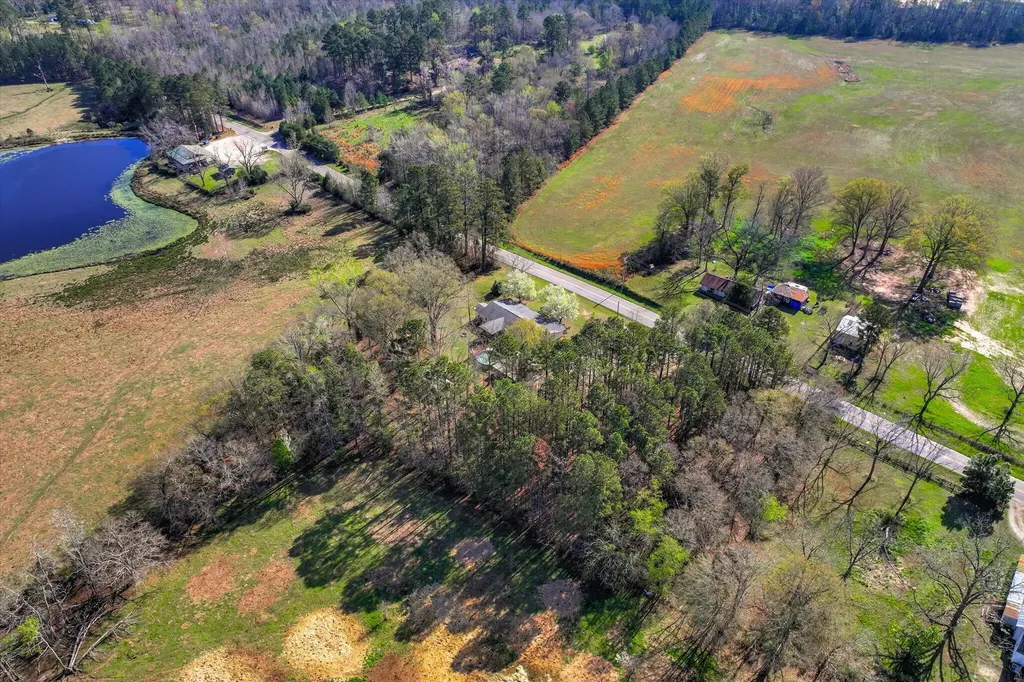 4327 Iron Hill Road Dearing GA 30808