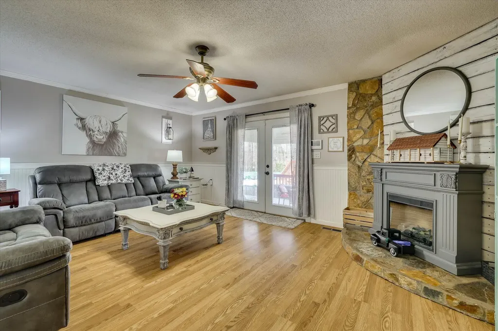 4327 Iron Hill Road Dearing GA 30808