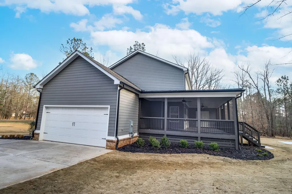 1021 S Pointe Court Tignall GA 30668