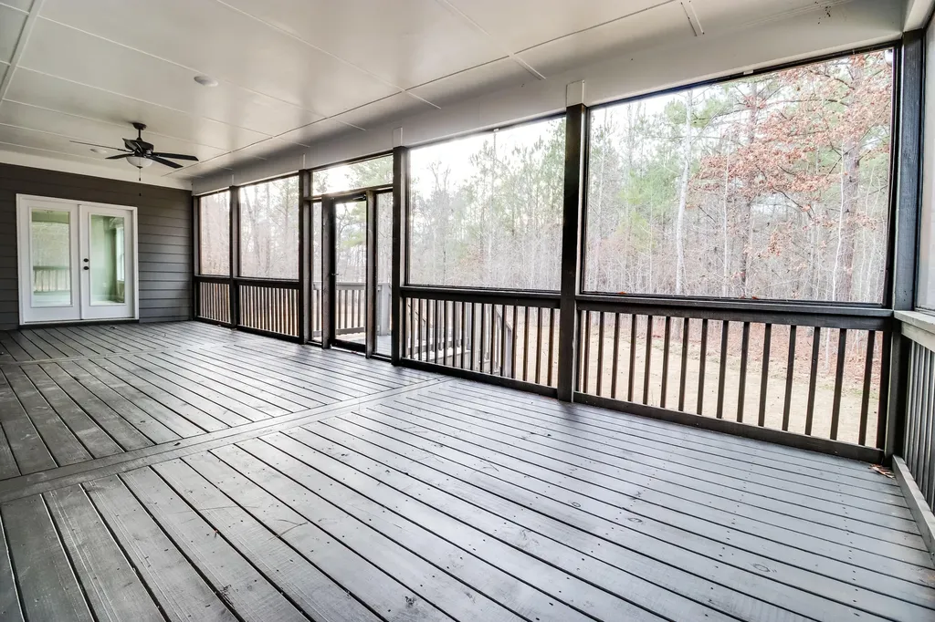 1021 S Pointe Court Tignall GA 30668