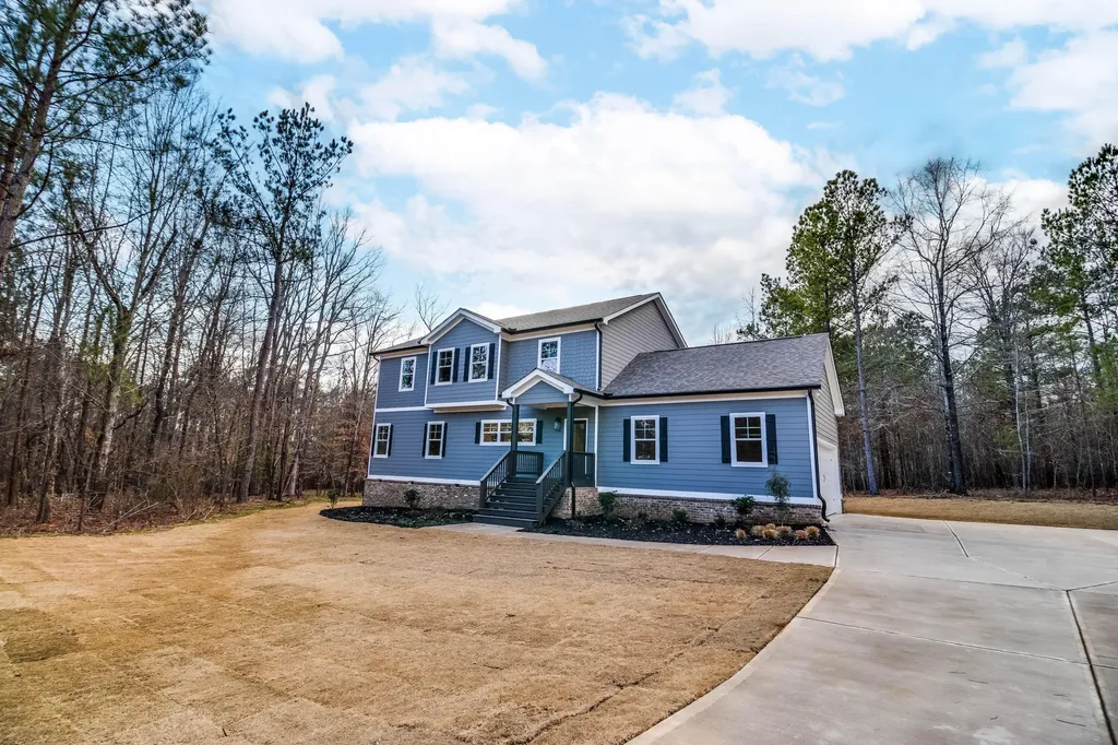 1021 S Pointe Court Tignall GA 30668