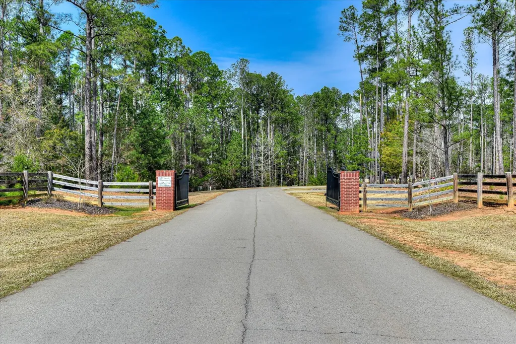 1006 Sadie Lincolnton GA 30817