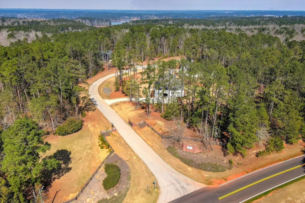 1006 Sadie Lincolnton GA 30817
