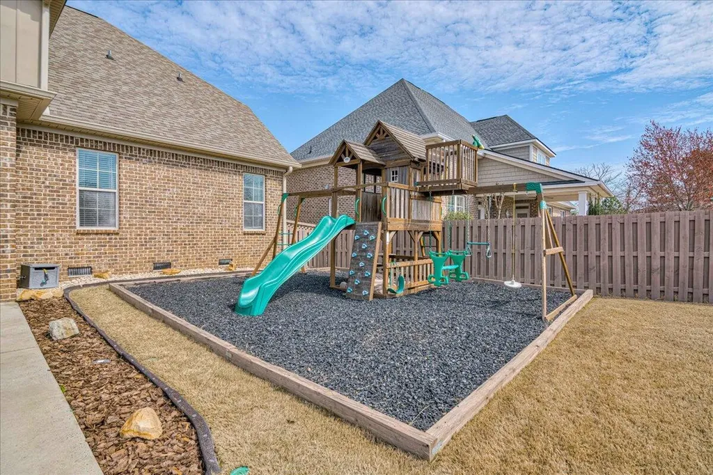 562 Oconee Circle Evans GA 30809