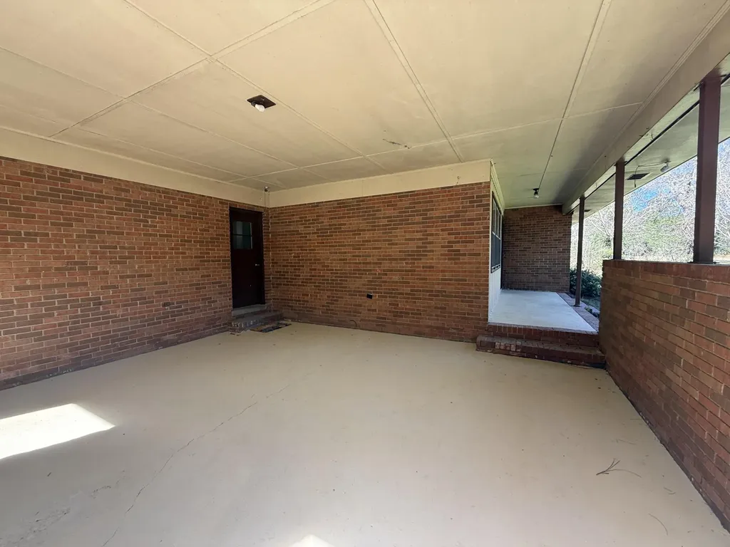 28 Brewer Road Jewell GA