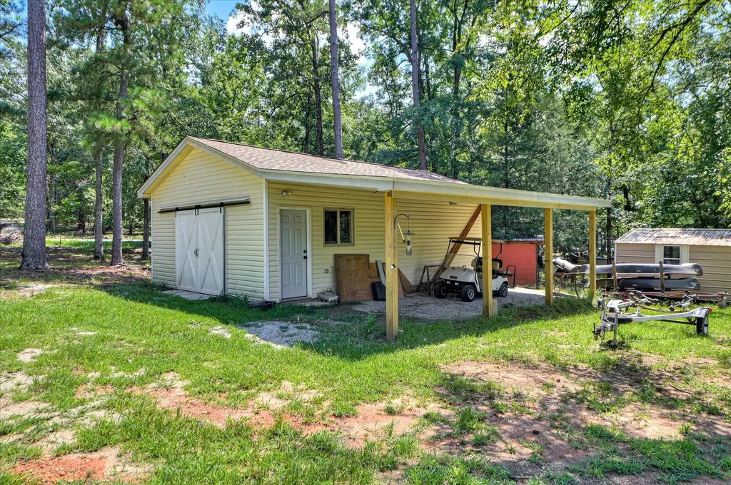 1129 Lakeside Drive Lincolnton GA 30817