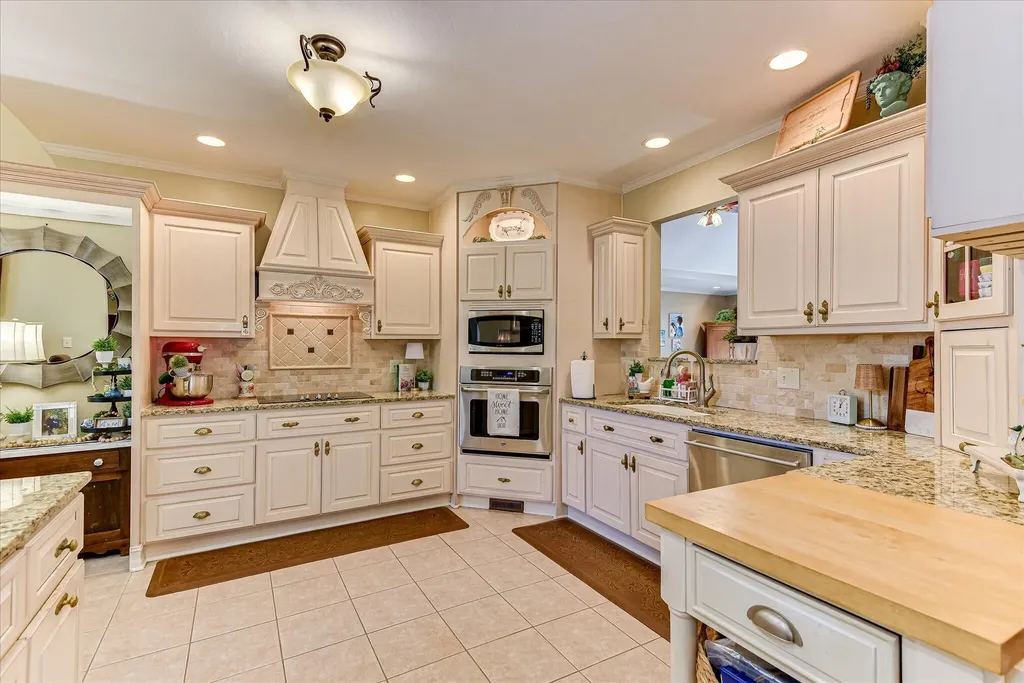 4818 Woodbridge Place Evans GA 30809