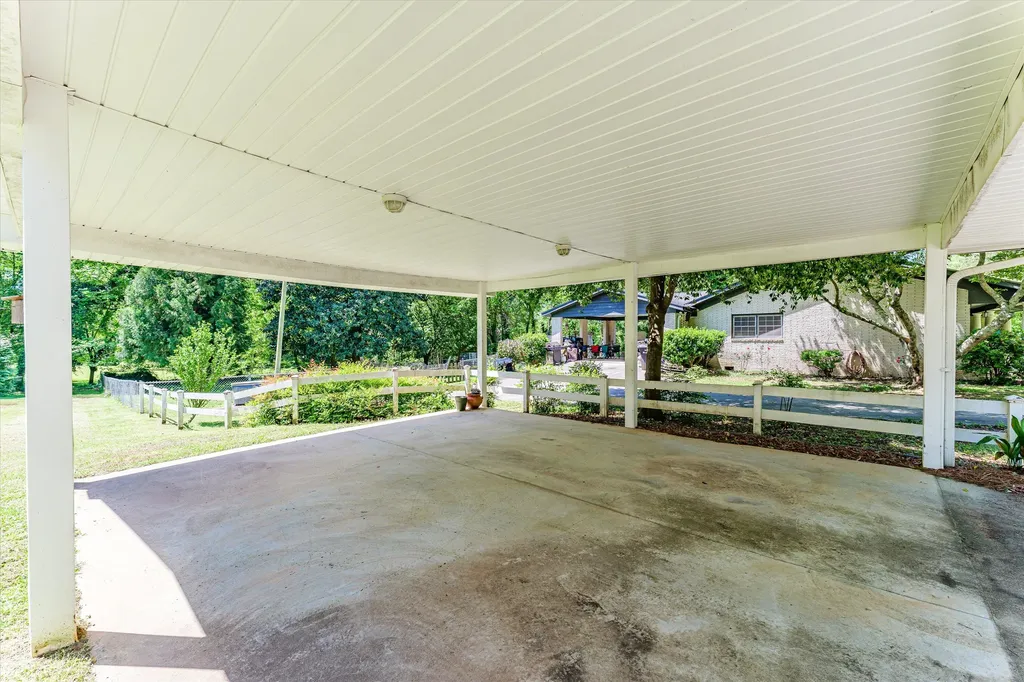 104 Sim Street Washington GA 30673