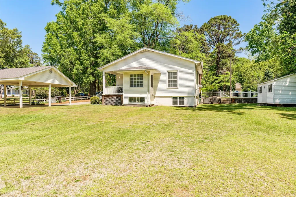 104 Sim Street Washington GA 30673