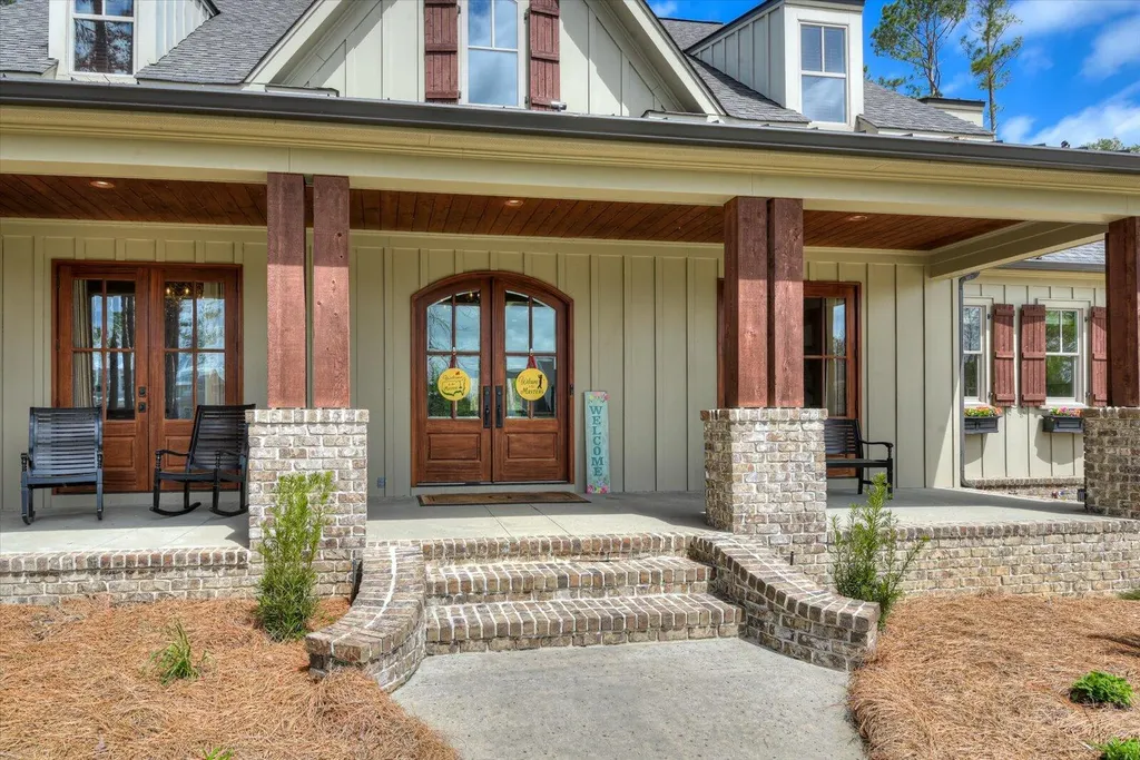 1866 Champions Circle Evans GA 30809