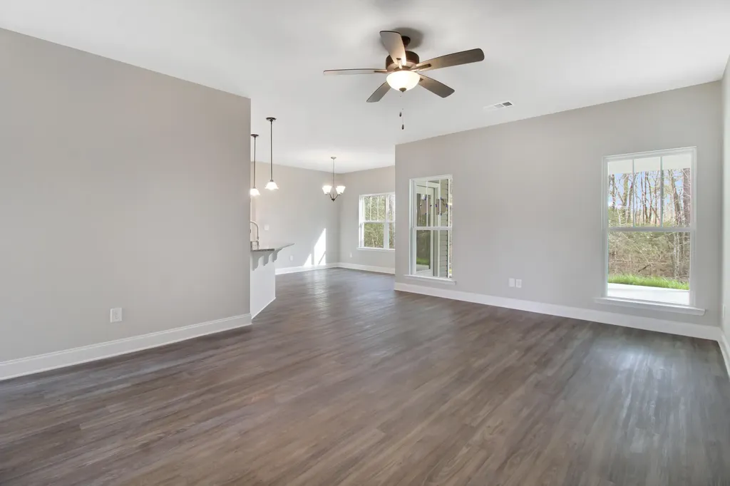 1660 N Pine Ridge Drive Hephzibah GA 30815