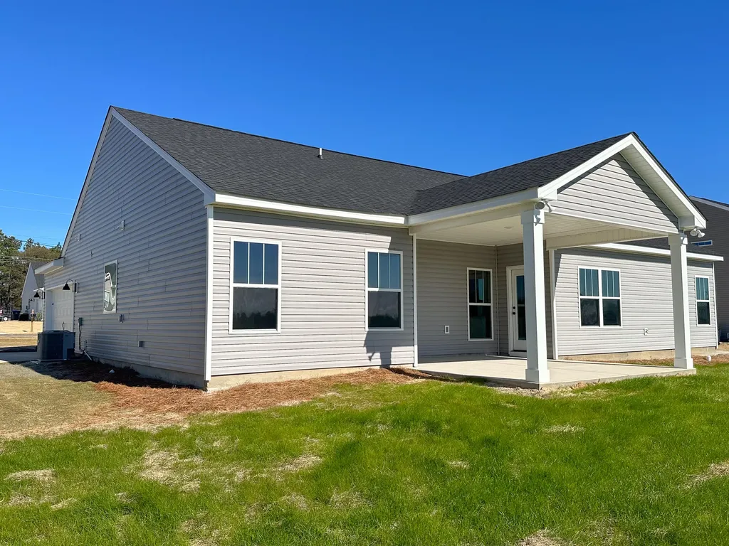 1660 N Pine Ridge Drive Hephzibah GA 30815