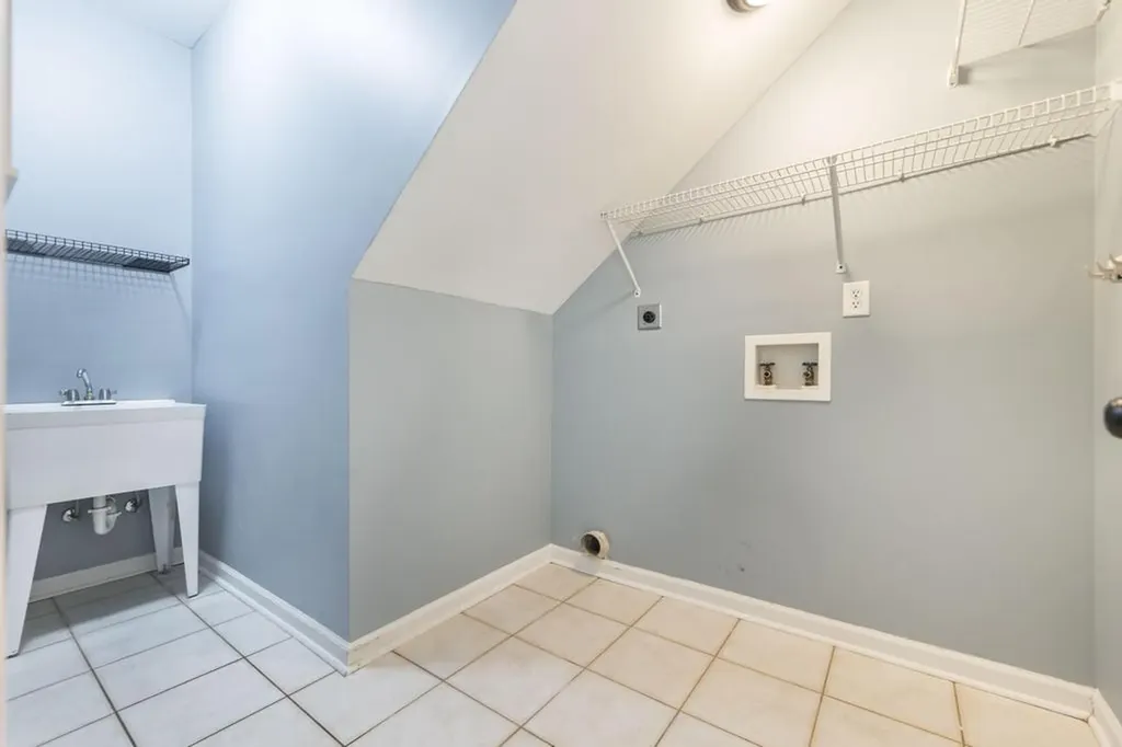 122 Wavertree Drive Warner Robins GA 31088
