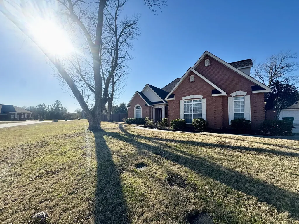 122 Wavertree Drive Warner Robins GA 31088