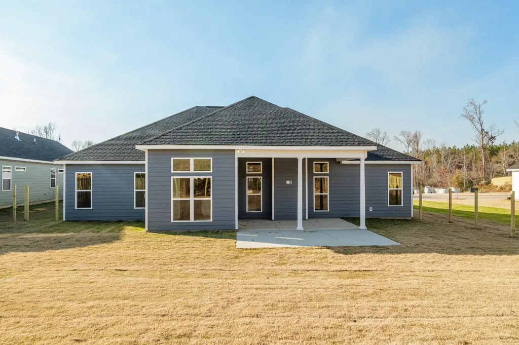 226 Dublin Loop Grovetown GA 30813