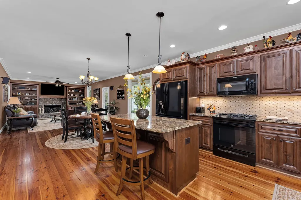 3275 Hadden Pond Road Avera GA 30803