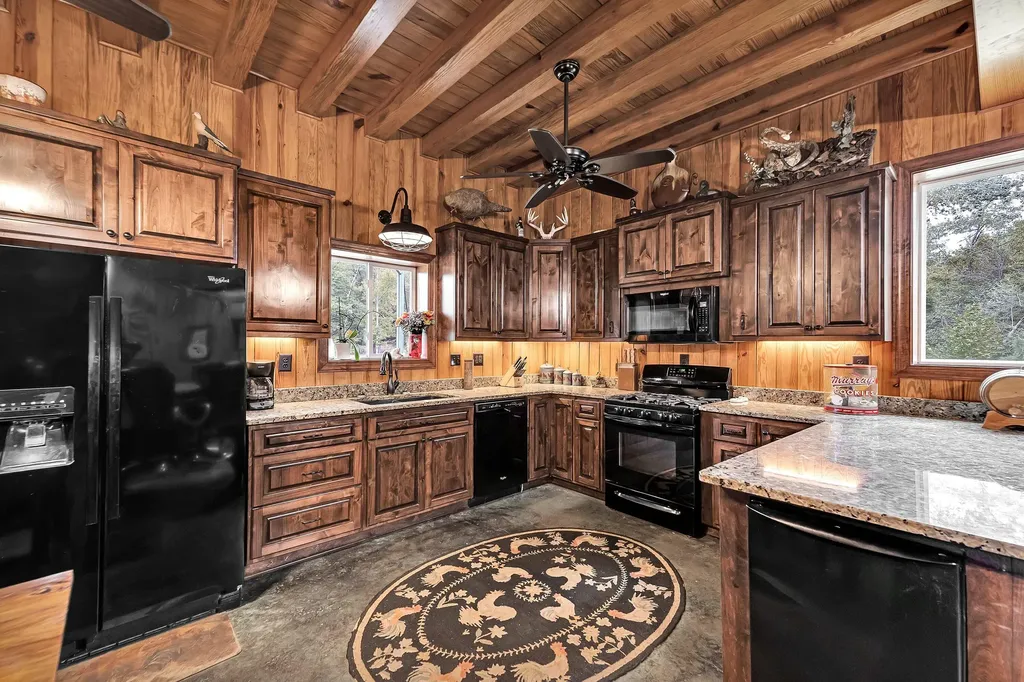 3275 Hadden Pond Road Avera GA 30803