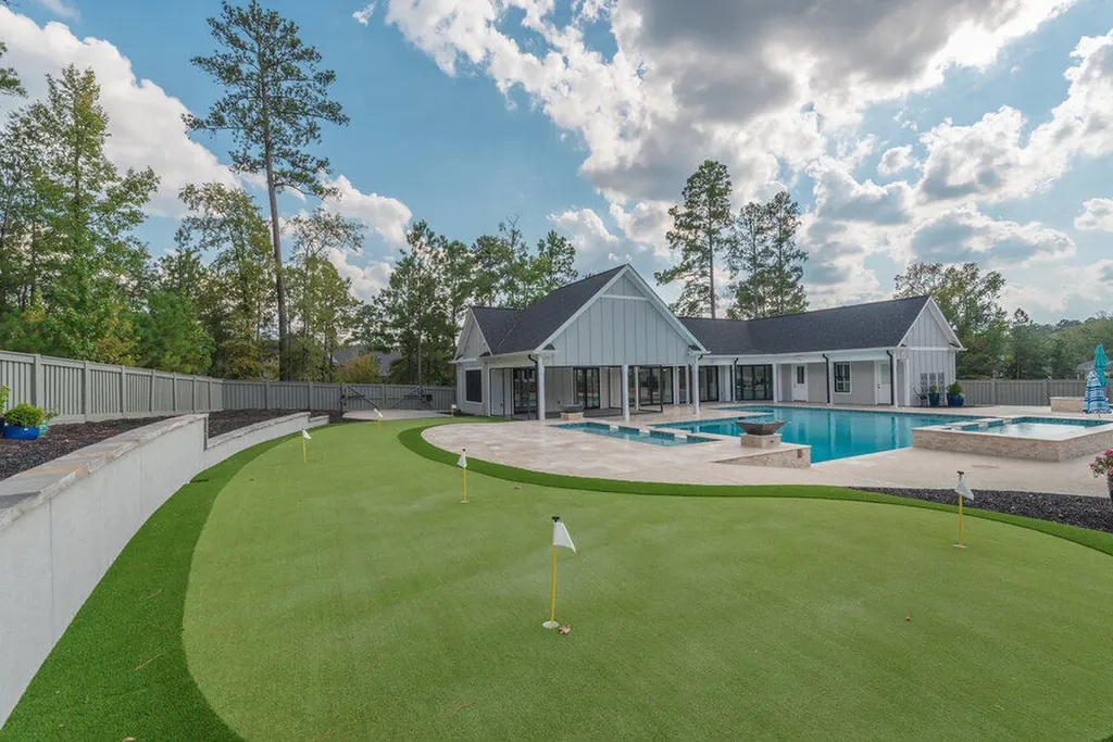 1863 Champions Circle Evans GA 30809