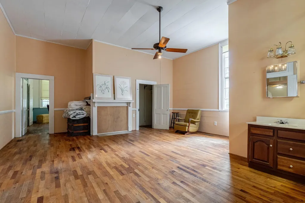 99 W Main Street Gibson GA 30810