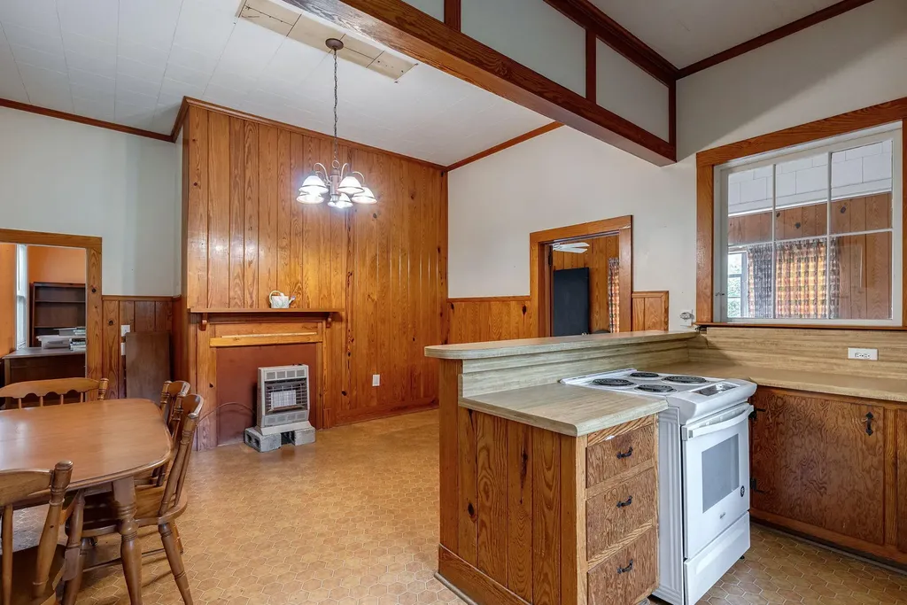 99 W Main Street Gibson GA 30810