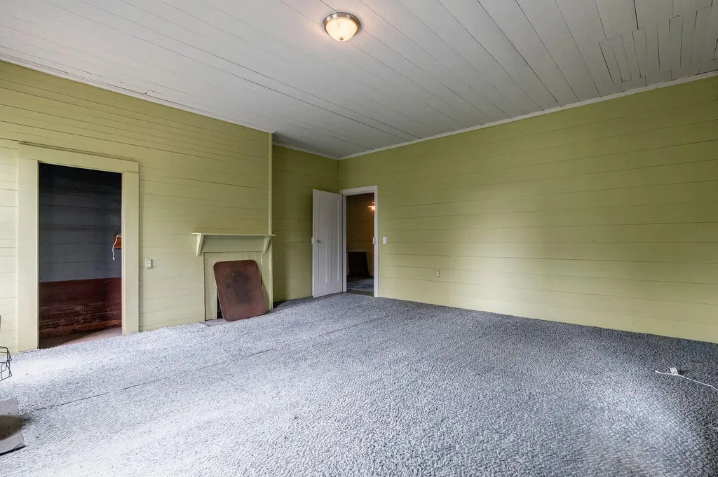 99 W Main Street Gibson GA 30810