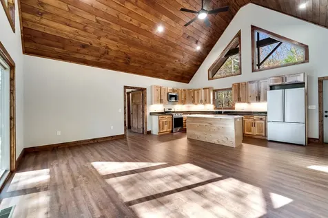 397 Kennelly Loop Murphy NC 28906