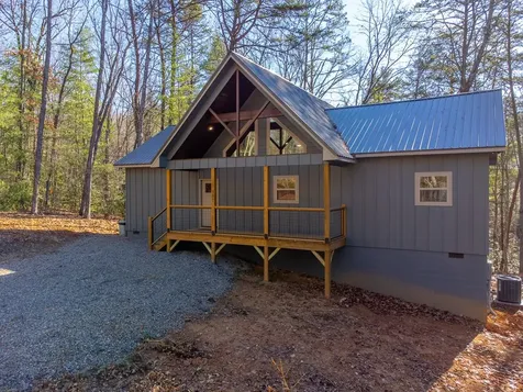 397 Kennelly Loop Murphy NC 28906