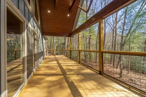 397 Kennelly Loop Murphy NC 28906