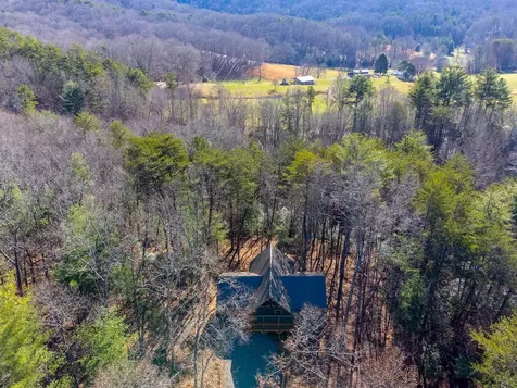 397 Kennelly Loop Murphy NC 28906