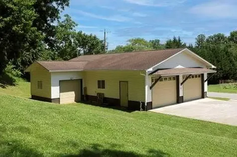 1654 Myers Chapel Road Hayesville NC 28904