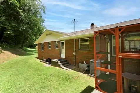 1654 Myers Chapel Road Hayesville NC 28904