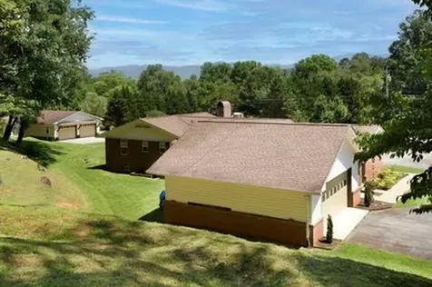 1654 Myers Chapel Road Hayesville NC 28904