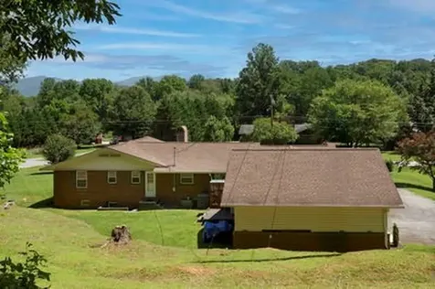 1654 Myers Chapel Road Hayesville NC 28904