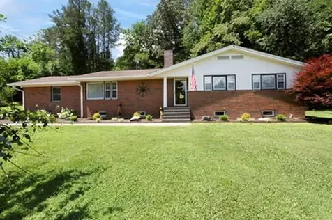 1654 Myers Chapel Road Hayesville NC 28904