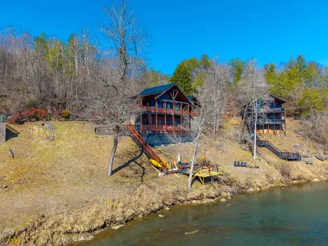 65 Running Waters Trail Murphy NC 28906