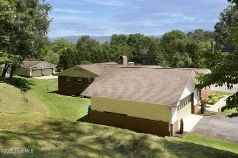 1654 Myers Chapel Road Hayesville NC 28904
