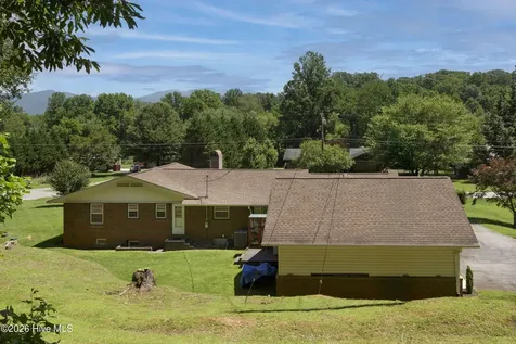 1654 Myers Chapel Road Hayesville NC 28904