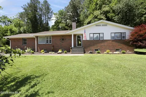 1654 Myers Chapel Road Hayesville NC 28904