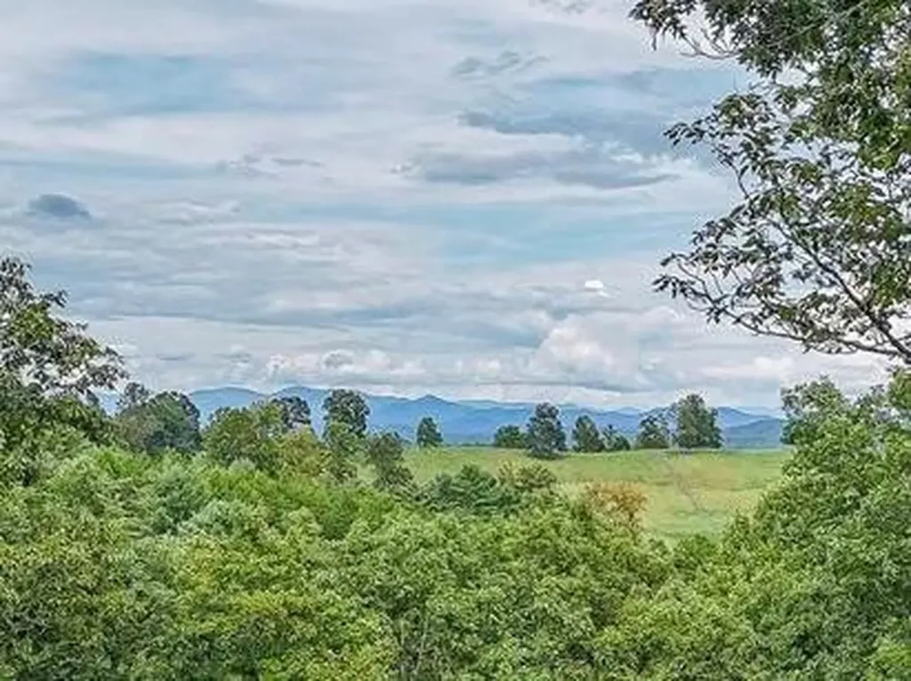 161 Smokey Hollow Drive Murphy NC 28906